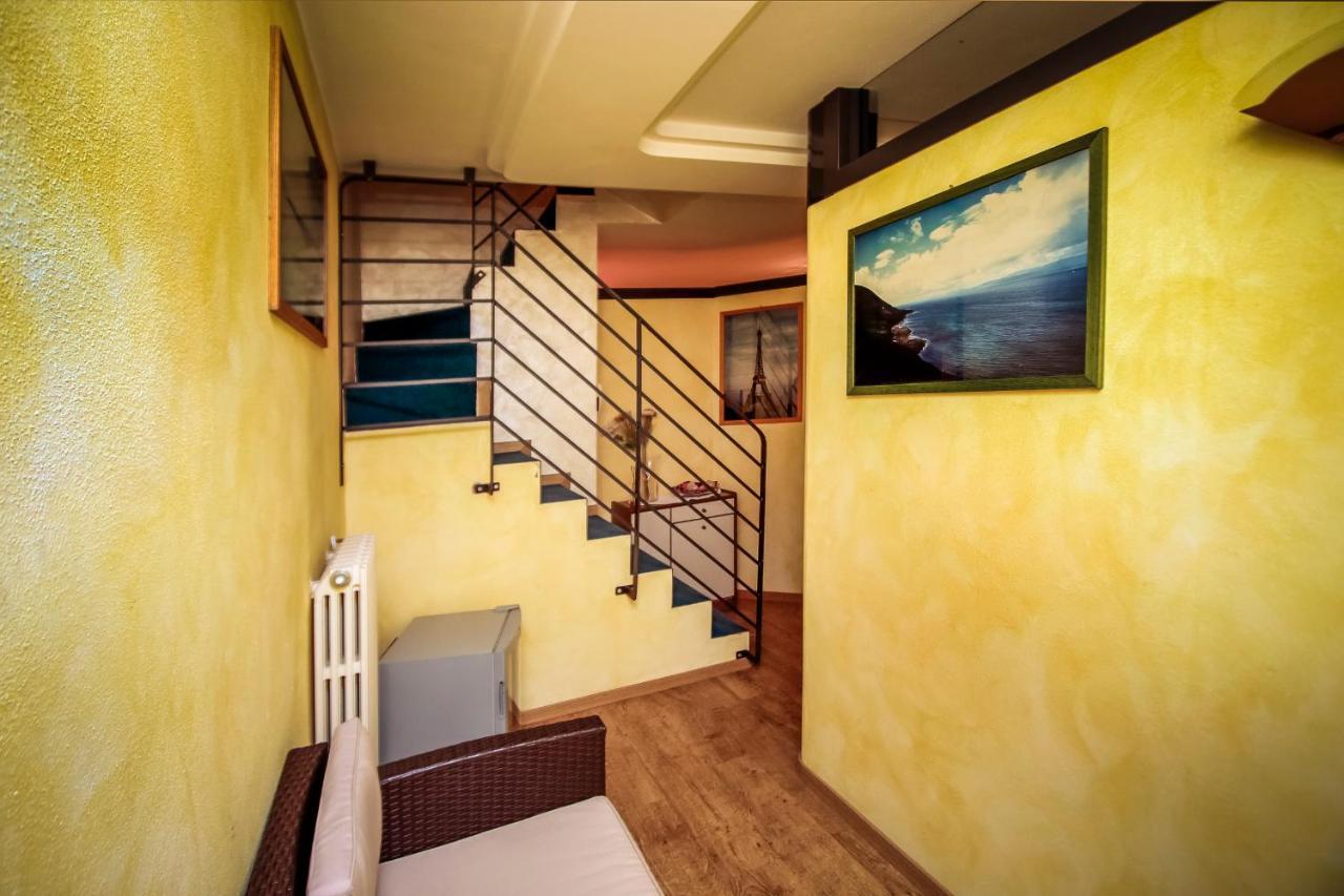 Nice Atmosphere In Casa Deborah - Italian Homing Apartment